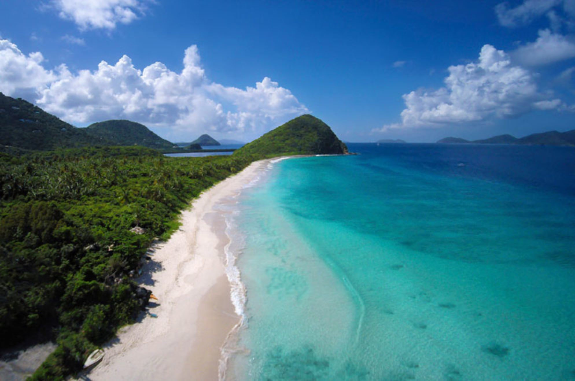 Beaches - Tortola - Cane Garden Bay, Smuggler's Cove - Best of BVI